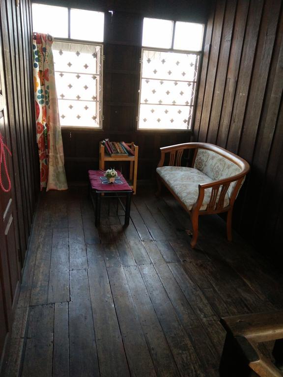 Samlanjed Guesthouse チエンマイ エクステリア 写真